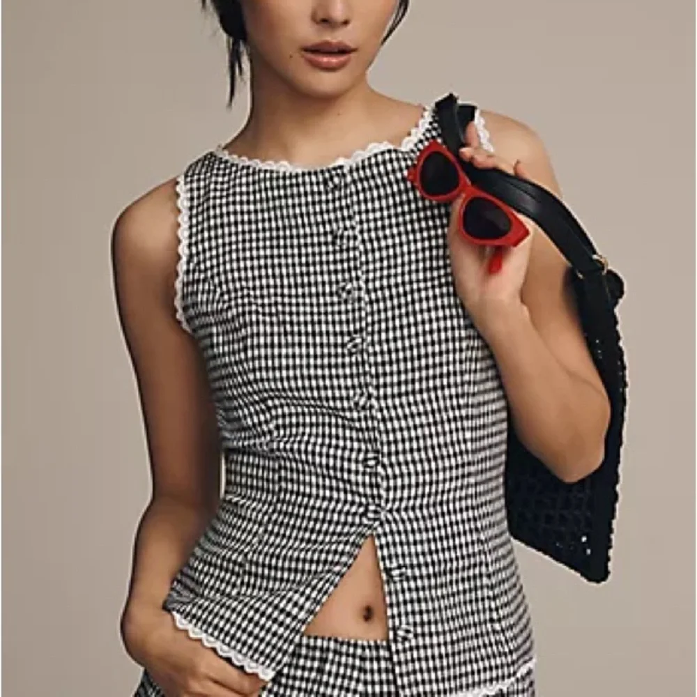 Reformation Amela Linen Top Remy Check
Gingham Black White - Picture 4 of 15